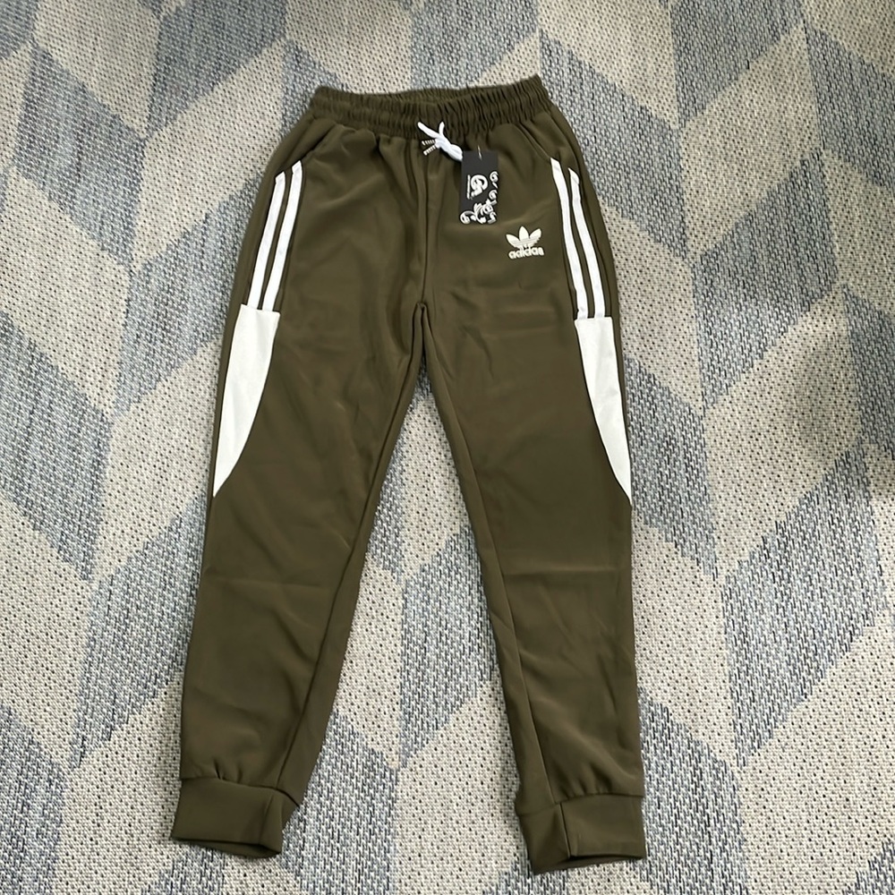 Leisure pants sz Sm Olive green